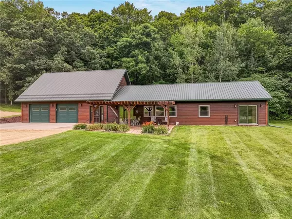 6156 370th Street, Menomonie, WI 54751