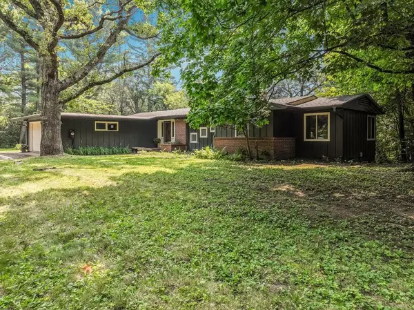 105 E Lowes Creek Road, Eau Claire, WI 54701