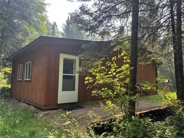 Glidden, WI 54527,25392 State Hwy 13