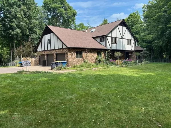 Ashland, WI 54806,2213 Maple Lane