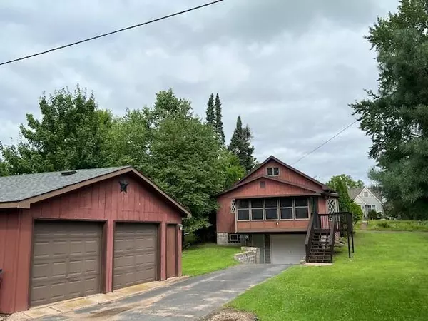 Shell Lake, WI 54871,210 7th Avenue