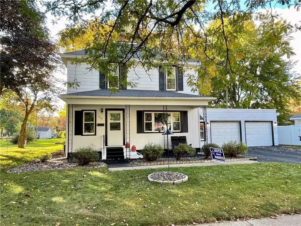 Chippewa Falls, WI 54729,516 A Street