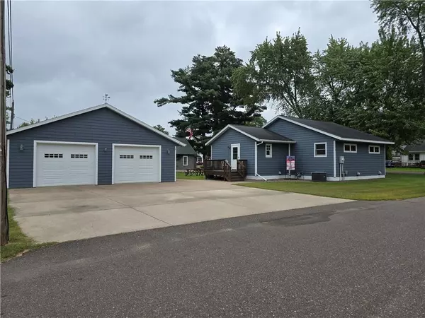 518 Tainter Street, Chetek, WI 54728