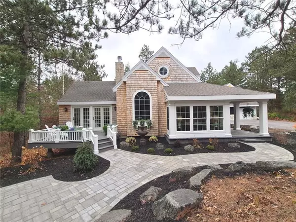 1446 County Road, Spooner, WI 54801