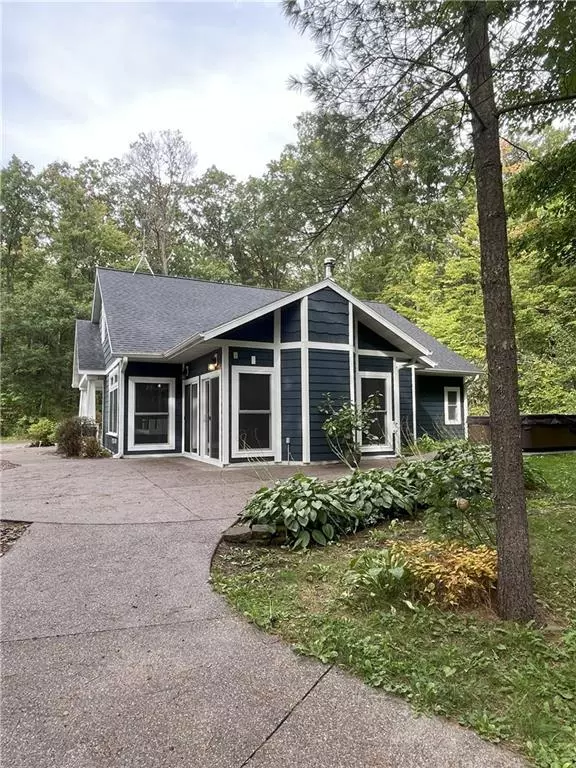 Spooner, WI 54801,N5320 Hidden Oaks Lane