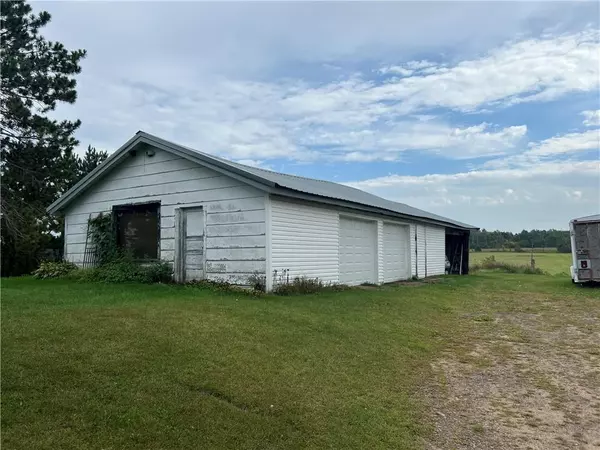 Cumberland, WI 54829,2432 40th Street