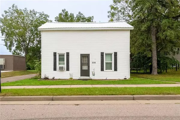 226 State Street, Fall Creek, WI 54742