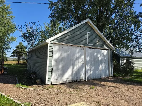 Chetek, WI 54728,387 21 1/2 Street