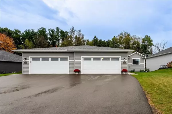 1337 Juniper Place, Eau Claire, WI 54703