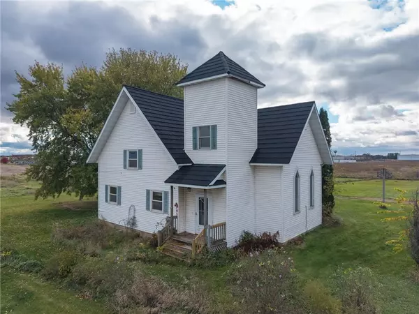 6094 E 650th Avenue, Menomonie, WI 54751