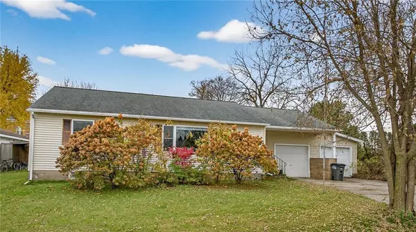 517 W Broadway Street, Blair, WI 54616