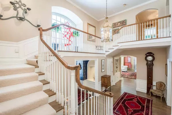 River Hills, WI 53217,9311 N Upper River Rd