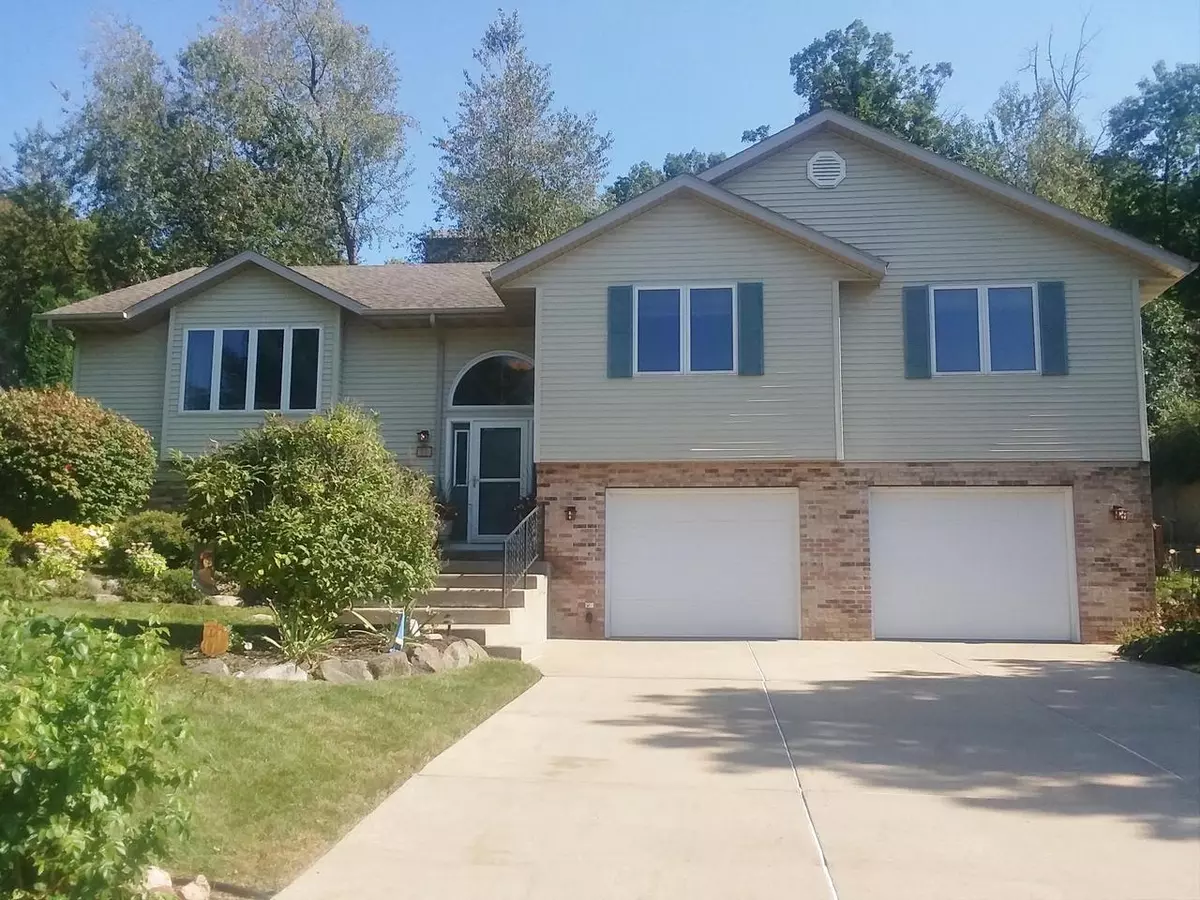 Cottage Grove, WI 53527,308 Forreston Dr