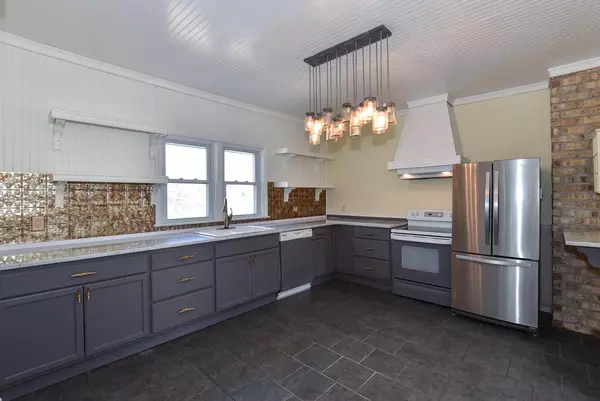 Port Washington, WI 53074,251 N Spring St