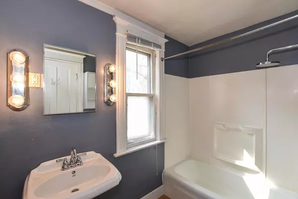 Port Washington, WI 53074,251 N Spring St