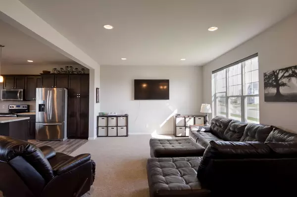 Sun Prairie, WI 53590,384 S Musket Ridge Dr