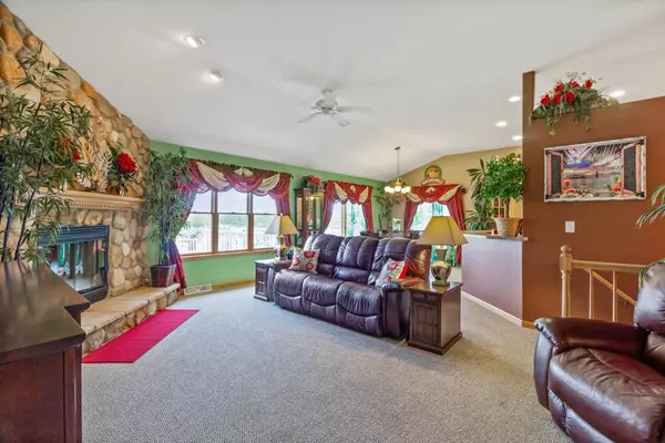 Glenbeulah, WI 53023,222 Kettle Ridge Cir