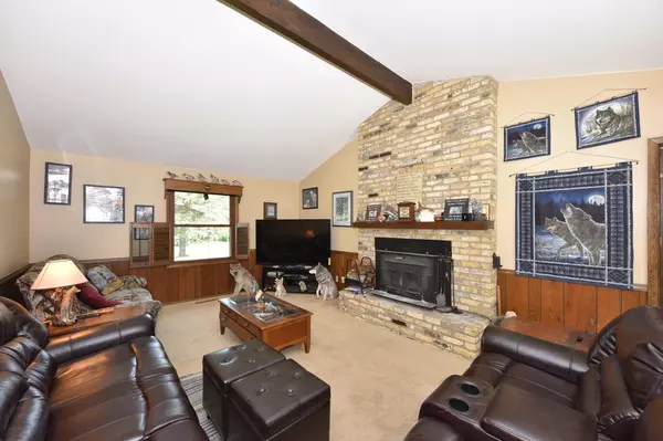 Cedarburg, WI 53012,765 Cresthill Ct