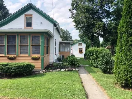 Watertown, WI 53094,614 W Cady St