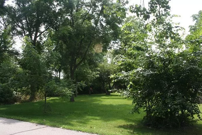 East Troy, WI 53120,Lt26 BRASSIE DRIVE