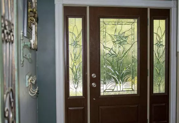 Twin Lakes, WI 53181,127 Walnut Rd