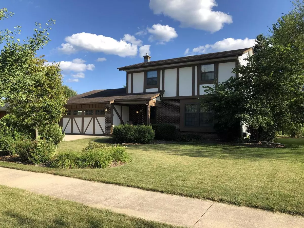 Grafton, WI 53024,1607 Valley Dr