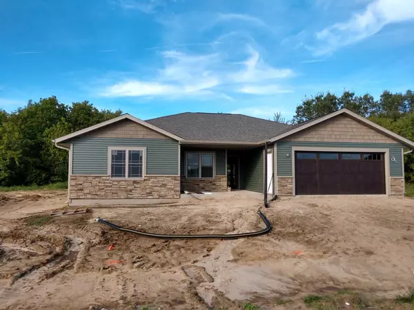 225 Marie DR, Holmen, WI 54636