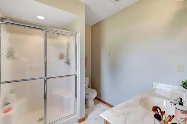 Muskego, WI 53150,S77W16834 Bridgeport CIR