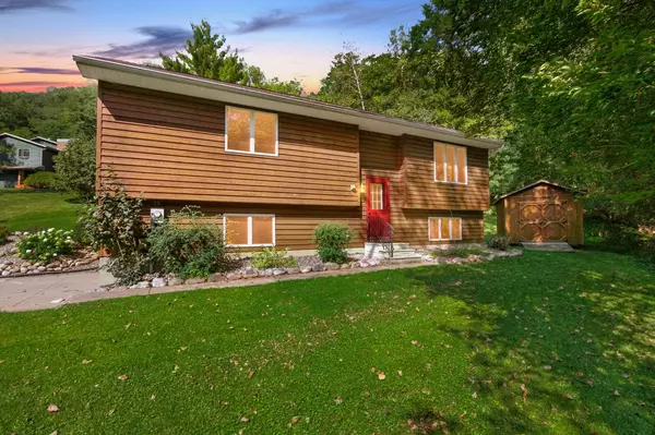 1363 Grandview COURT, Minnesota City, MN 55959