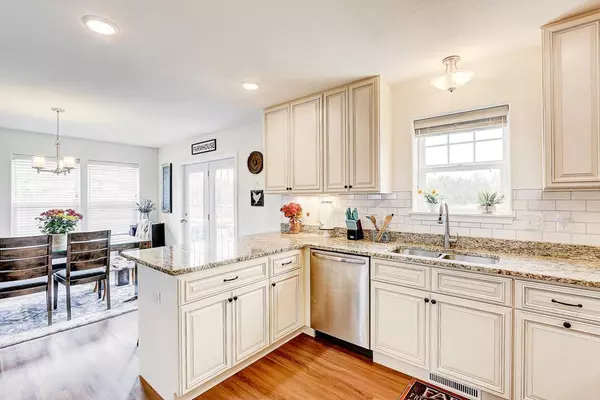 Port Washington, WI 53074,1864 Farm View DRIVE