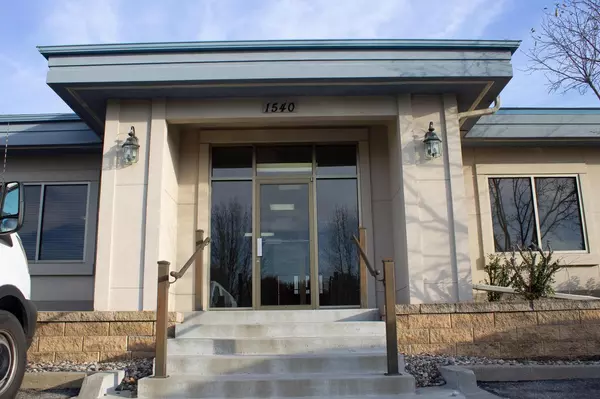 West Salem, WI 54669,1540 Heritage BLVD #Upper Suite