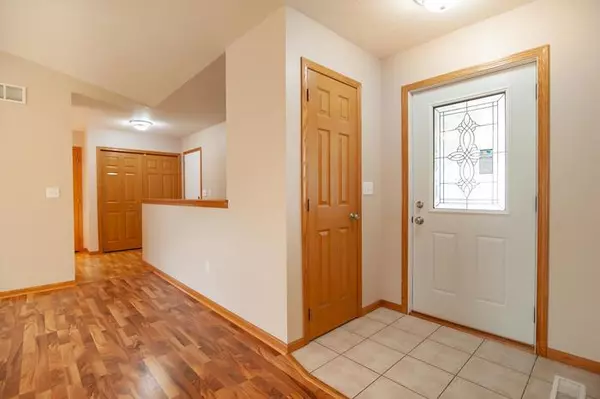 Holmen, WI 54636,906 SILVER DR