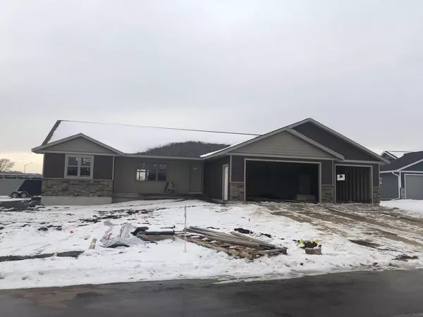 2106 Span CT, Holmen, WI 54636