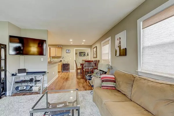 Muskego, WI 53150,S76W19221 Sunset Dr