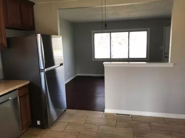 Oak Creek, WI 53154,9721 S Burrell St