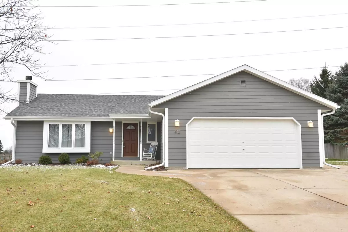 Saukville, WI 53080,412 S Cottrell Dr