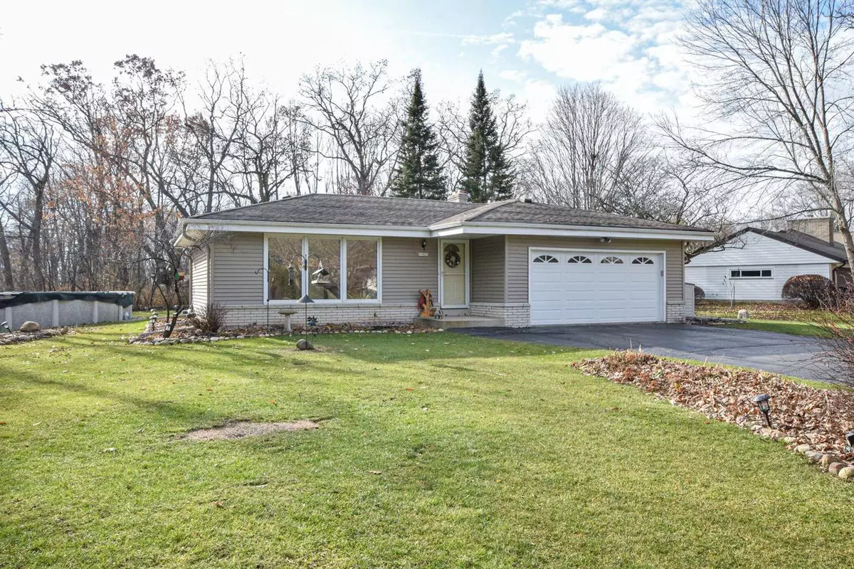 Franklin, WI 53132,11921 W Elmwood Dr
