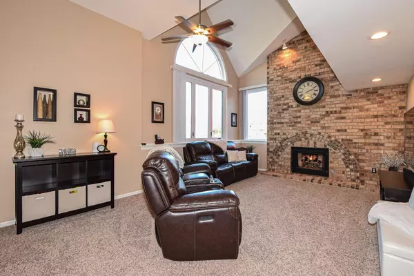 Waterford, WI 53185,26011 Barberry Ln