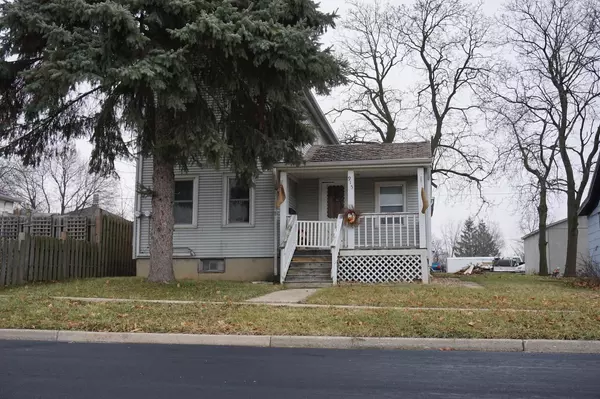 Union Grove, WI 53182,915 State St