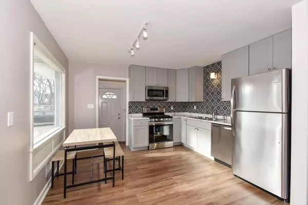 West Allis, WI 53214,8406 W Maple St