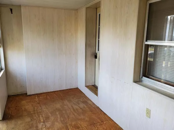 Watertown, WI 53098,410 N Monroe STREET