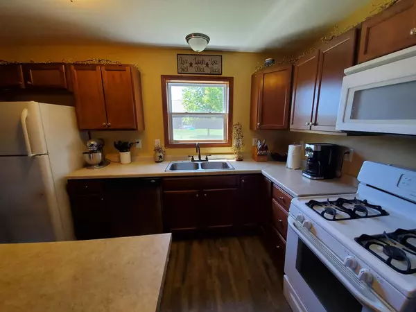 Rockland, WI 54653,1566 Hickory St