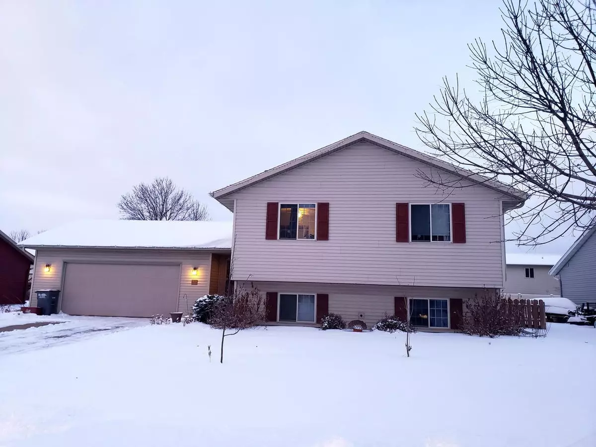 Holmen, WI 54636,221 Kenneda ST