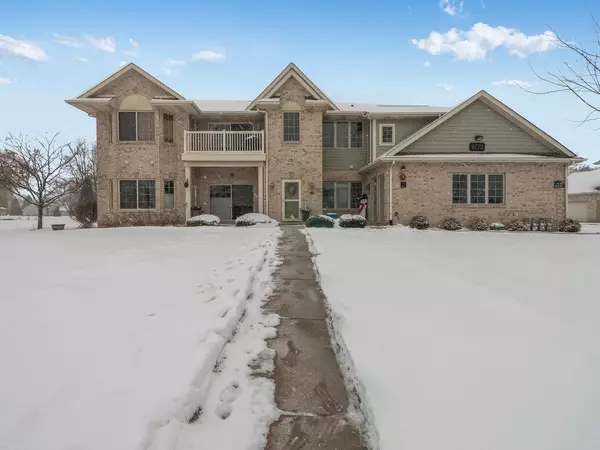 9270 66th AVENUE #71, Pleasant Prairie, WI 53158