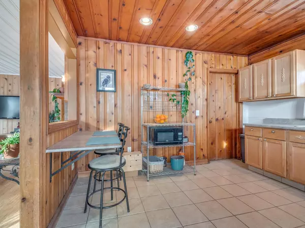 Pleasant Prairie, WI 53158,122 108th St