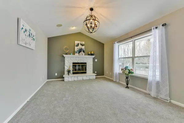 Oak Creek, WI 53154,2519 E Fenway Dr
