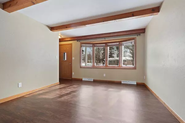 Two Rivers, WI 54241,2502 37th St