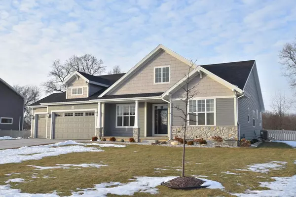 N61W21312 Legacy Trl, Menomonee Falls, WI 53051