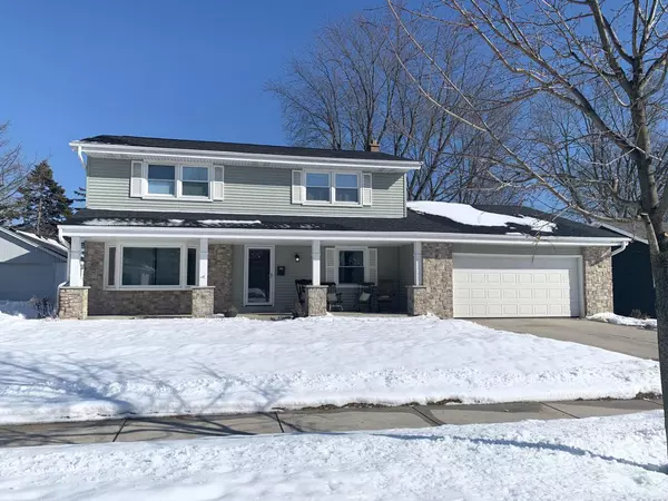 1018 N Webster St, Port Washington, WI 53074