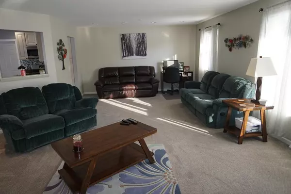 Franklin, WI 53132,3324 W Franklin TERRACE